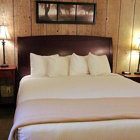 Gold Pan Lodge Quincy Экстерьер фото