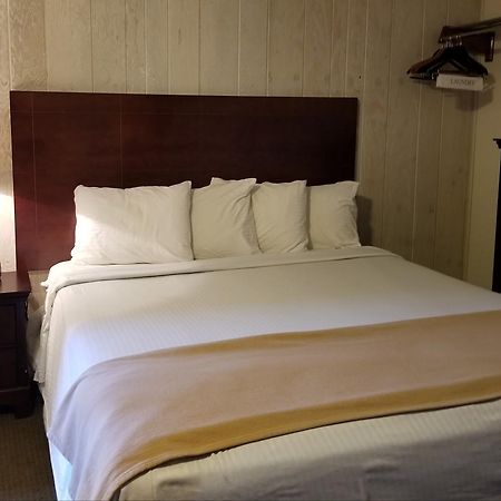 Gold Pan Lodge Quincy Экстерьер фото