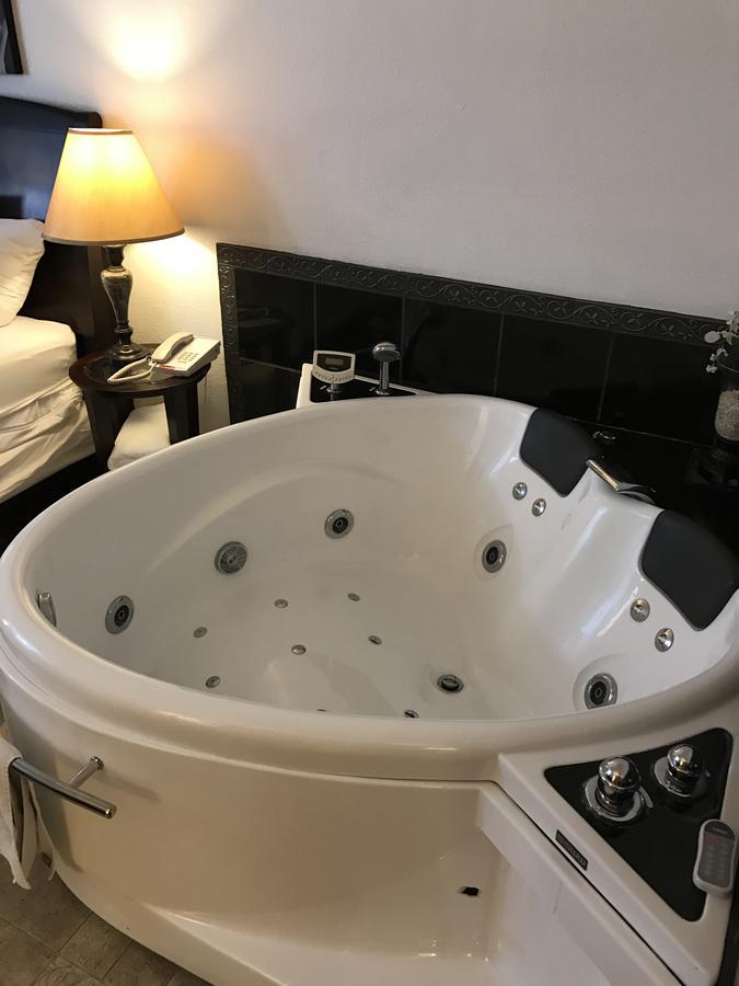Gold Pan Lodge Quincy Экстерьер фото