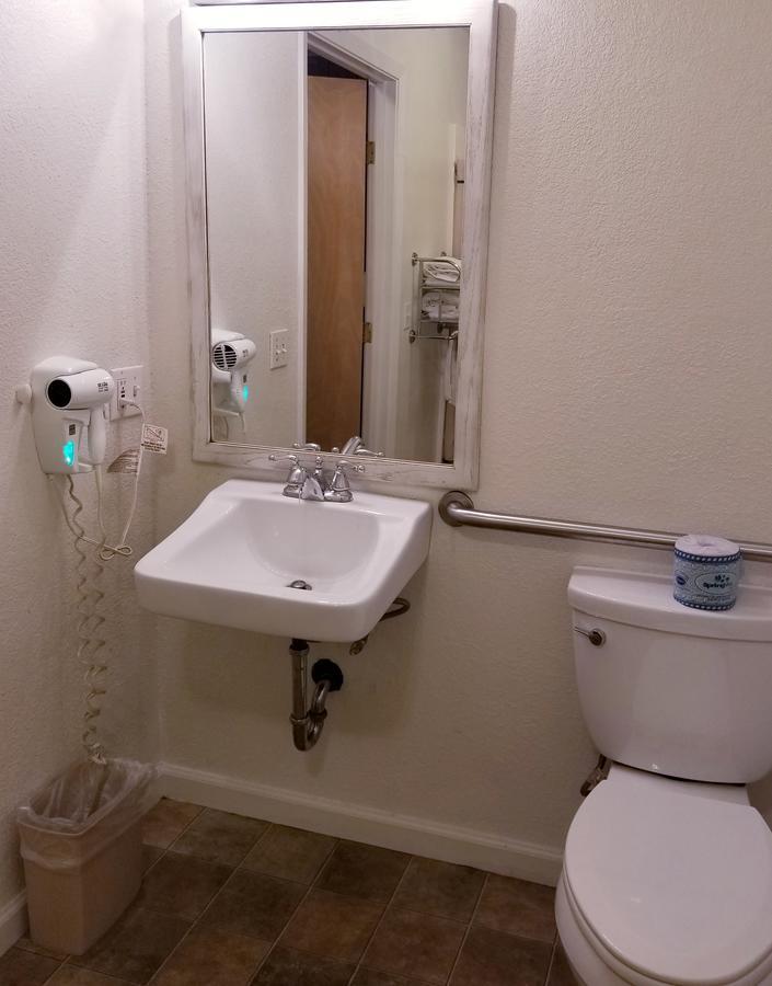 Gold Pan Lodge Quincy Экстерьер фото